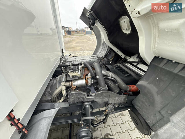 Белый Мерседес Атего, объемом двигателя 4.8 л и пробегом 354 тыс. км за 38800 $, фото 76 на Automoto.ua