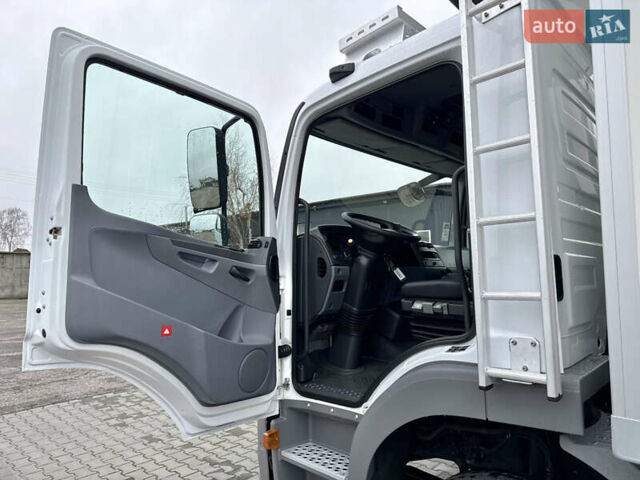 Белый Мерседес Атего, объемом двигателя 4.8 л и пробегом 354 тыс. км за 38800 $, фото 65 на Automoto.ua