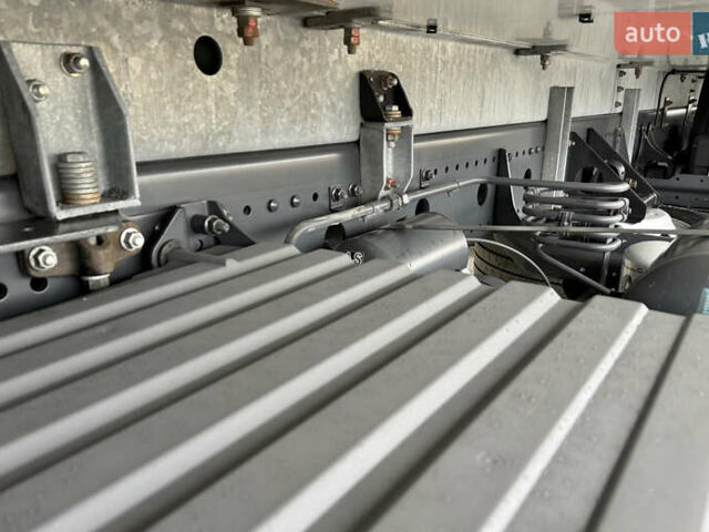 Белый Мерседес Атего, объемом двигателя 4.8 л и пробегом 354 тыс. км за 38800 $, фото 30 на Automoto.ua