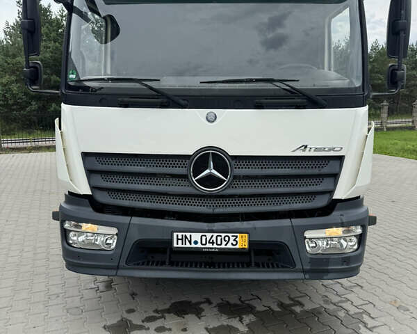 Білий Мерседес Атего, об'ємом двигуна 0 л та пробігом 653 тис. км за 47500 $, фото 3 на Automoto.ua