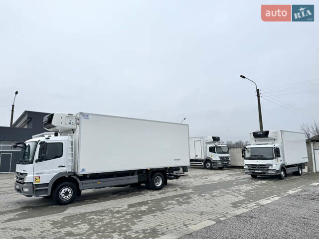 Белый Мерседес Атего, объемом двигателя 4.8 л и пробегом 354 тыс. км за 38800 $, фото 1 на Automoto.ua