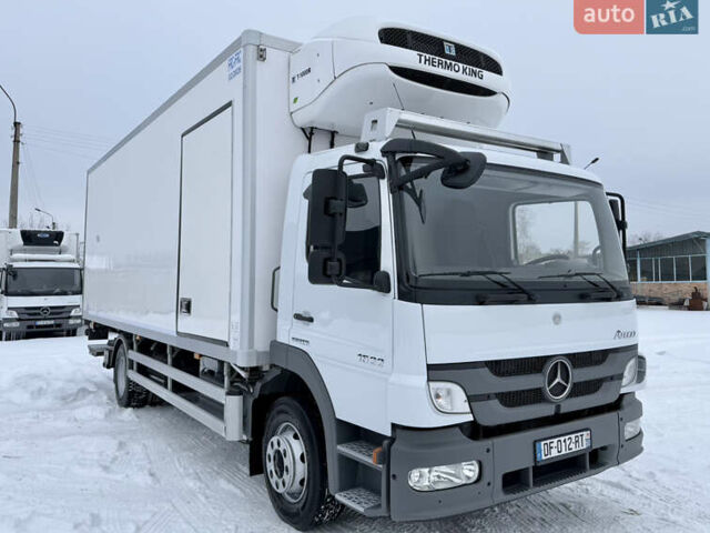 Белый Мерседес Атего, объемом двигателя 4.8 л и пробегом 304 тыс. км за 42500 $, фото 1 на Automoto.ua