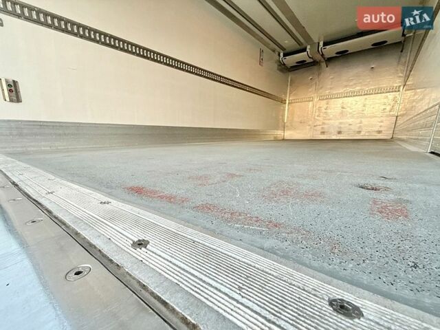 Белый Мерседес Атего, объемом двигателя 4.8 л и пробегом 359 тыс. км за 41000 $, фото 34 на Automoto.ua
