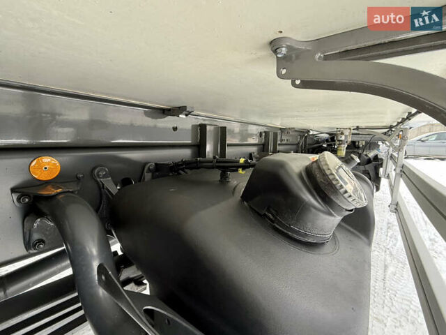 Белый Мерседес Атего, объемом двигателя 4.8 л и пробегом 304 тыс. км за 42500 $, фото 19 на Automoto.ua