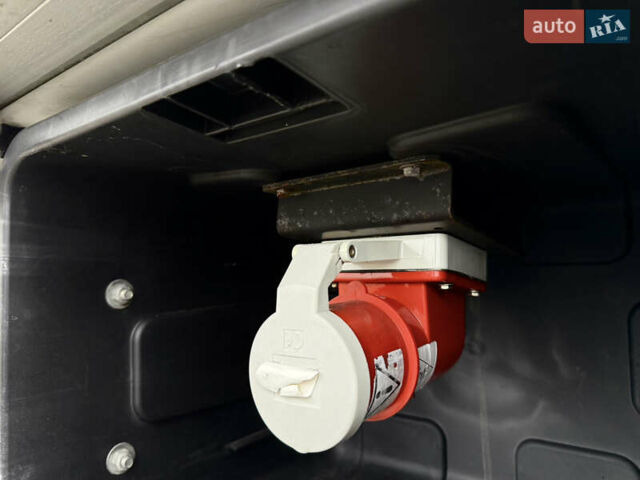 Белый Мерседес Атего, объемом двигателя 4.8 л и пробегом 354 тыс. км за 38800 $, фото 37 на Automoto.ua