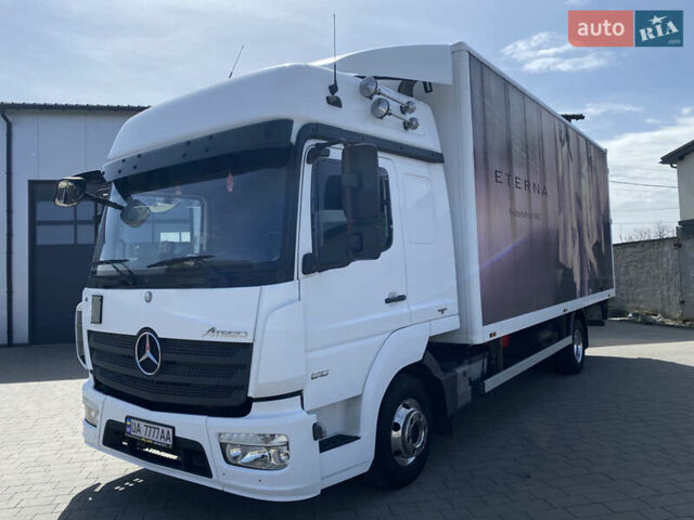 Білий Мерседес Атего, об'ємом двигуна 5.2 л та пробігом 817 тис. км за 25500 $, фото 2 на Automoto.ua