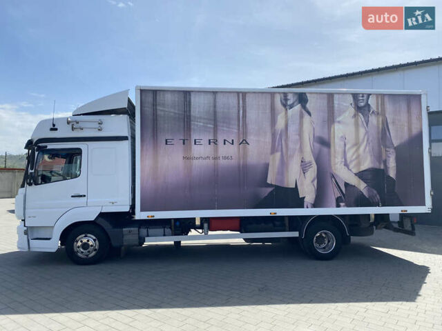Білий Мерседес Атего, об'ємом двигуна 5.2 л та пробігом 817 тис. км за 25500 $, фото 4 на Automoto.ua
