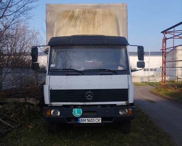 Білий Мерседес Атего, об'ємом двигуна 5.96 л та пробігом 631 тис. км за 8000 $, фото 1 на Automoto.ua