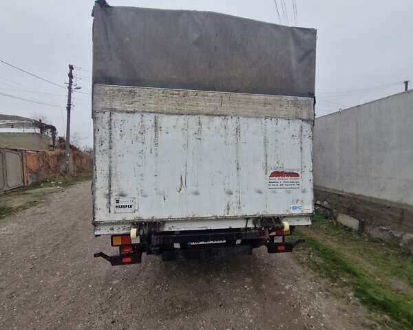 Белый Мерседес Атего, объемом двигателя 4.25 л и пробегом 861 тыс. км за 9000 $, фото 6 на Automoto.ua