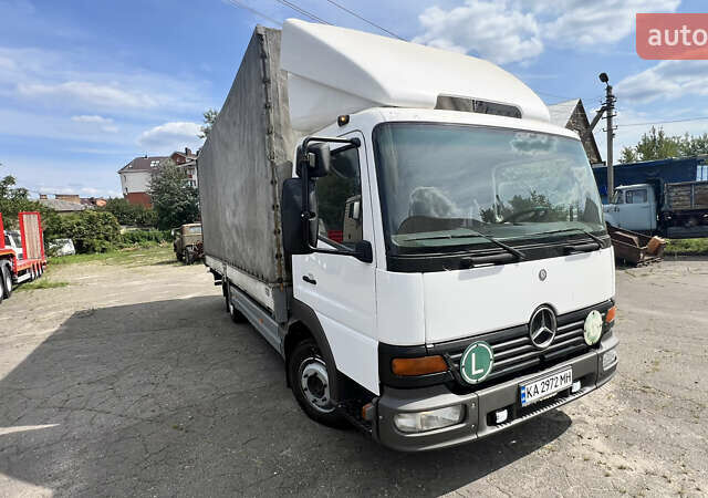 Белый Мерседес Атего, объемом двигателя 4.25 л и пробегом 848 тыс. км за 13500 $, фото 5 на Automoto.ua