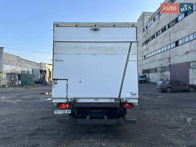 Белый Мерседес Атего, объемом двигателя 4.33 л и пробегом 250 тыс. км за 17500 $, фото 5 на Automoto.ua