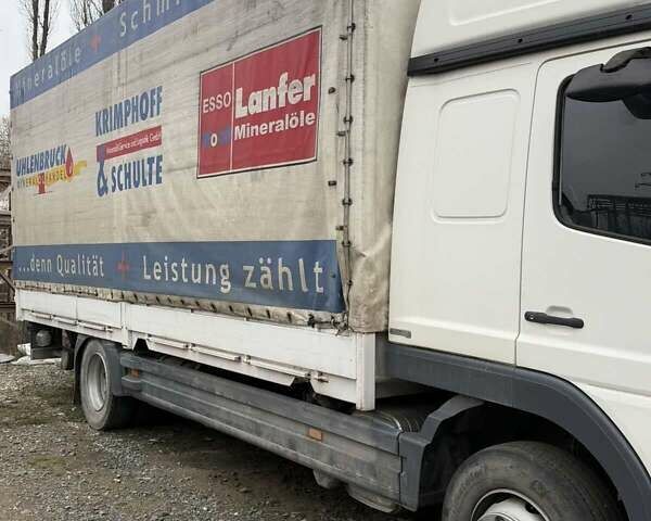 Білий Мерседес Атего, об'ємом двигуна 6.37 л та пробігом 542 тис. км за 15500 $, фото 2 на Automoto.ua