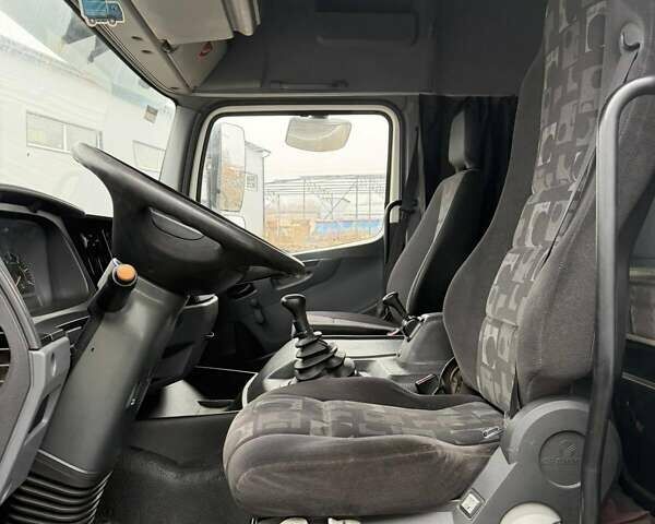 Білий Мерседес Атего, об'ємом двигуна 6.37 л та пробігом 542 тис. км за 15500 $, фото 6 на Automoto.ua