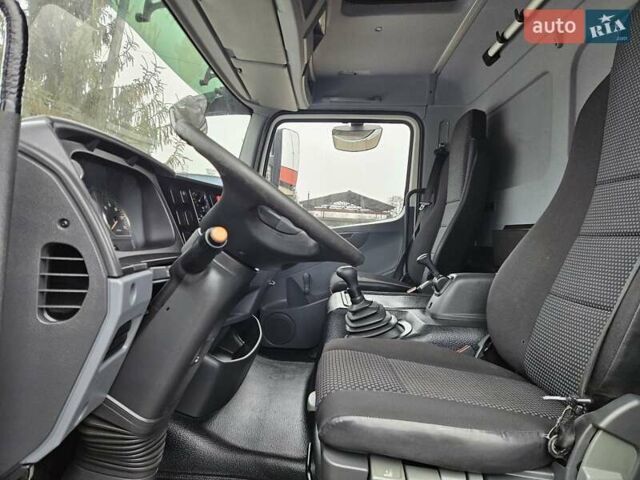 Белый Мерседес Атего, объемом двигателя 2 л и пробегом 550 тыс. км за 31900 $, фото 7 на Automoto.ua