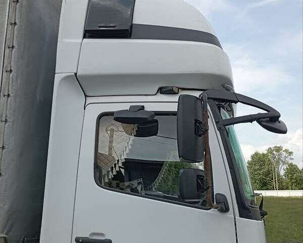 Білий Мерседес Атего, об'ємом двигуна 4.8 л та пробігом 860 тис. км за 27900 $, фото 6 на Automoto.ua