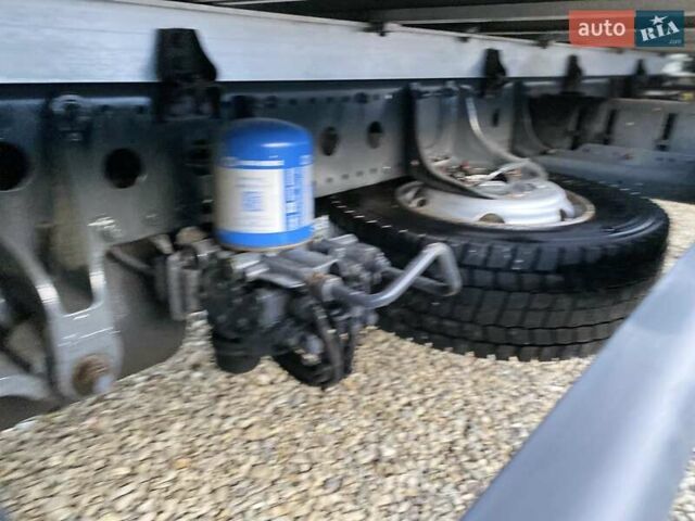 Белый Мерседес Атего, объемом двигателя 5.2 л и пробегом 540 тыс. км за 36999 $, фото 16 на Automoto.ua