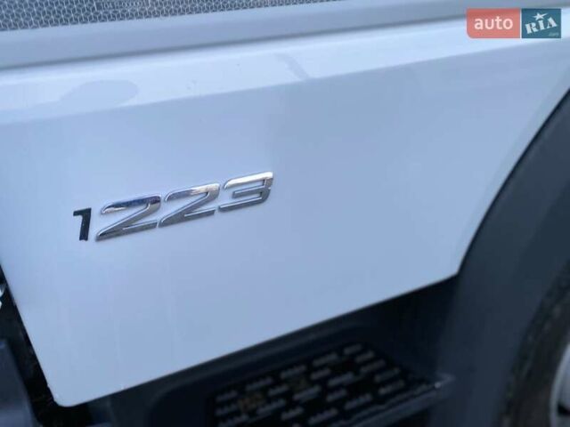 Белый Мерседес Атего, объемом двигателя 5.2 л и пробегом 540 тыс. км за 36999 $, фото 29 на Automoto.ua