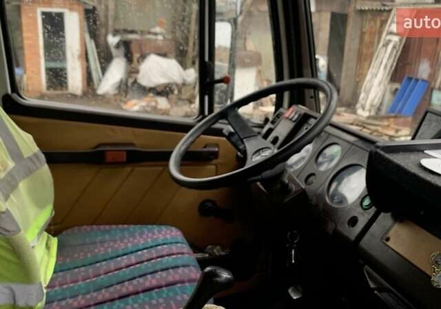 Белый Мерседес Атего, объемом двигателя 5.96 л и пробегом 507 тыс. км за 23500 $, фото 3 на Automoto.ua