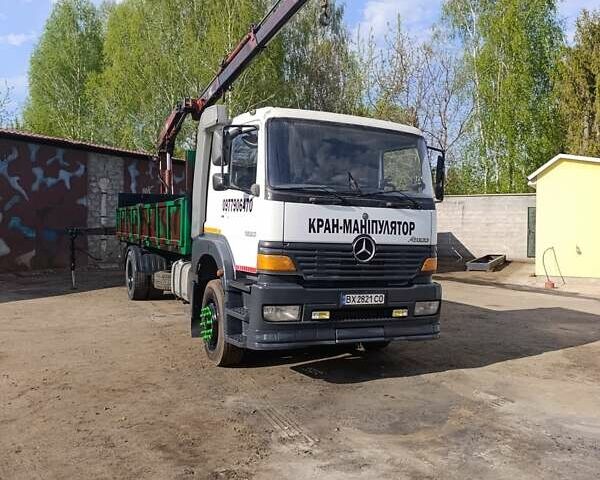 Белый Мерседес Атего, объемом двигателя 6.4 л и пробегом 500 тыс. км за 14500 $, фото 13 на Automoto.ua