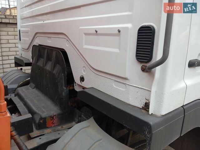 Білий Мерседес Атего, об'ємом двигуна 4.3 л та пробігом 567 тис. км за 32000 $, фото 10 на Automoto.ua