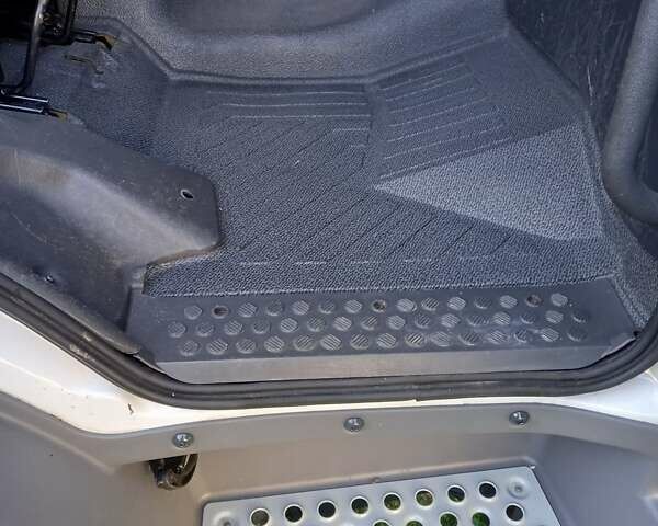 Білий Мерседес Атего, об'ємом двигуна 4.3 л та пробігом 314 тис. км за 33600 $, фото 21 на Automoto.ua