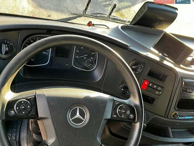 Бежевый Мерседес Атего, объемом двигателя 5.13 л и пробегом 480 тыс. км за 41000 $, фото 7 на Automoto.ua