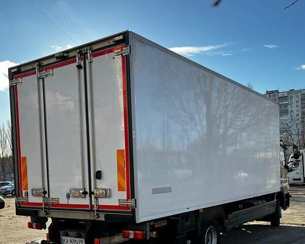 Бежевый Мерседес Атего, объемом двигателя 5.13 л и пробегом 480 тыс. км за 41000 $, фото 4 на Automoto.ua