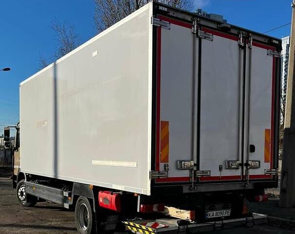 Бежевый Мерседес Атего, объемом двигателя 5.13 л и пробегом 480 тыс. км за 41000 $, фото 5 на Automoto.ua