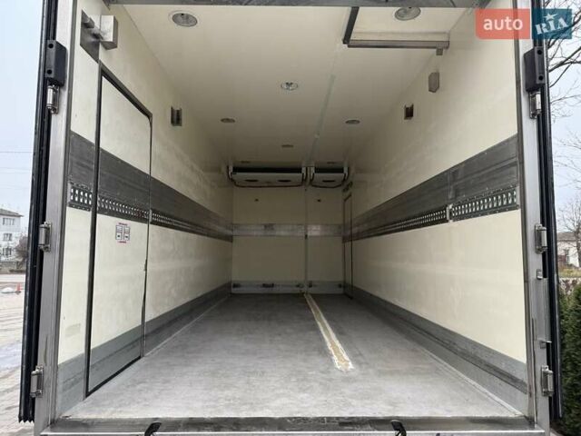 Фиолетовый Мерседес Атего, объемом двигателя 4.8 л и пробегом 433 тыс. км за 35750 $, фото 43 на Automoto.ua