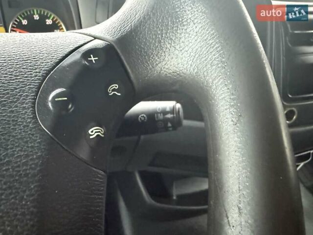 Фиолетовый Мерседес Атего, объемом двигателя 4.8 л и пробегом 433 тыс. км за 35750 $, фото 33 на Automoto.ua