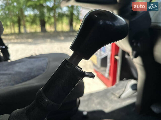 Красный Мерседес Атего, объемом двигателя 6 л и пробегом 800 тыс. км за 11500 $, фото 20 на Automoto.ua