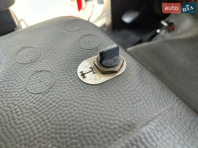 Красный Мерседес Атего, объемом двигателя 6 л и пробегом 800 тыс. км за 11500 $, фото 19 на Automoto.ua