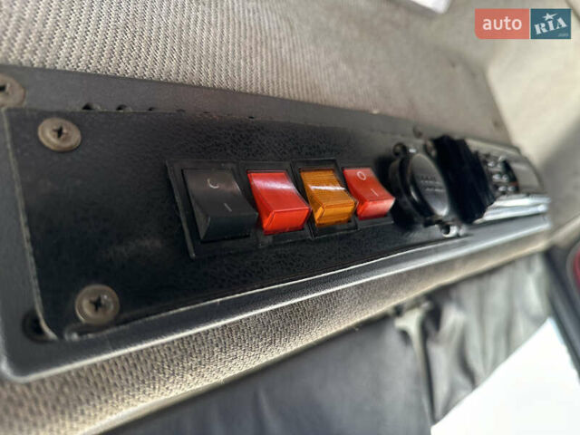 Красный Мерседес Атего, объемом двигателя 6 л и пробегом 800 тыс. км за 11500 $, фото 15 на Automoto.ua