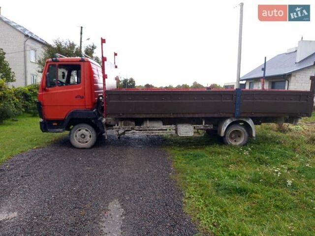 Красный Мерседес Атего, объемом двигателя 4.2 л и пробегом 10 тыс. км за 7500 $, фото 3 на Automoto.ua