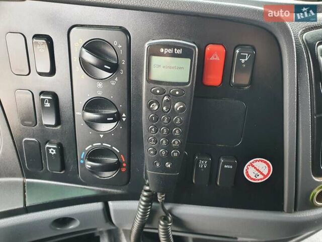 Красный Мерседес Атего, объемом двигателя 4.8 л и пробегом 516 тыс. км за 29500 $, фото 26 на Automoto.ua