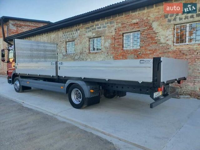 Красный Мерседес Атего, объемом двигателя 4.8 л и пробегом 516 тыс. км за 29500 $, фото 3 на Automoto.ua