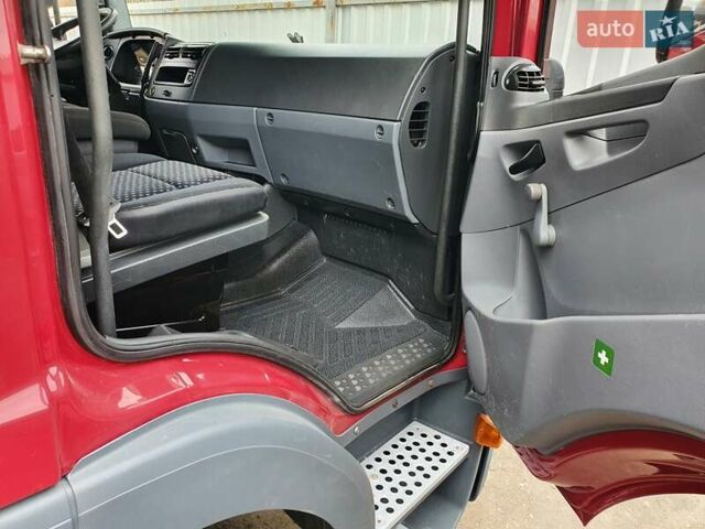 Красный Мерседес Атего, объемом двигателя 4.8 л и пробегом 516 тыс. км за 29500 $, фото 29 на Automoto.ua