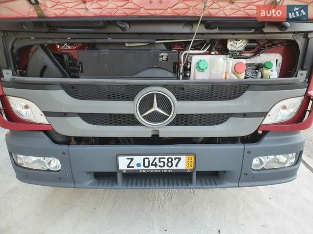 Красный Мерседес Атего, объемом двигателя 4.8 л и пробегом 516 тыс. км за 29500 $, фото 10 на Automoto.ua