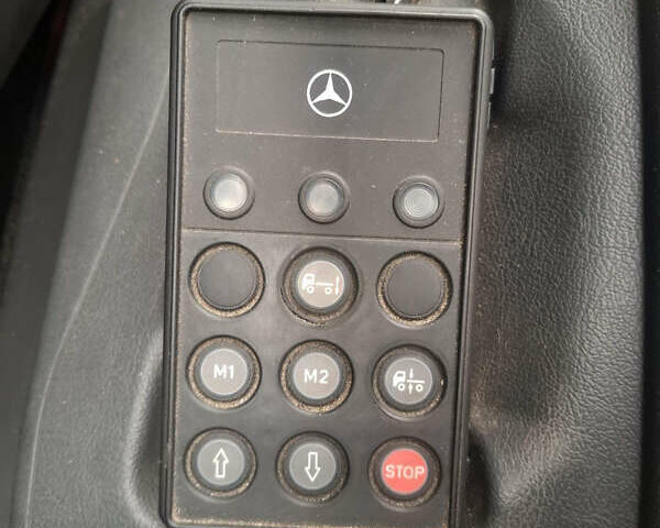 Красный Мерседес Атего, объемом двигателя 4.3 л и пробегом 450 тыс. км за 22500 $, фото 15 на Automoto.ua