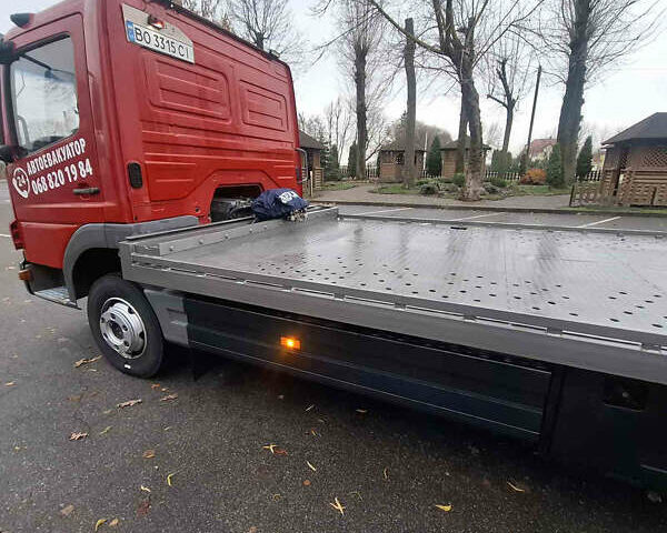 Красный Мерседес Атего, объемом двигателя 4.3 л и пробегом 450 тыс. км за 22500 $, фото 4 на Automoto.ua