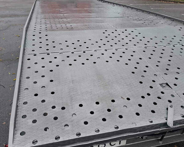 Красный Мерседес Атего, объемом двигателя 4.3 л и пробегом 450 тыс. км за 22500 $, фото 6 на Automoto.ua