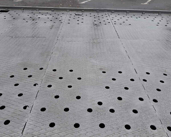 Красный Мерседес Атего, объемом двигателя 4.3 л и пробегом 450 тыс. км за 22500 $, фото 9 на Automoto.ua