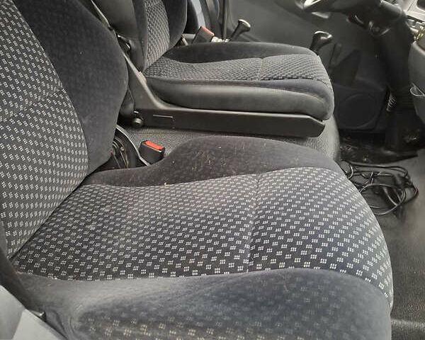 Красный Мерседес Атего, объемом двигателя 4.3 л и пробегом 450 тыс. км за 22500 $, фото 17 на Automoto.ua