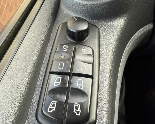 Червоний Мерседес Атего, об'ємом двигуна 0 л та пробігом 135 тис. км за 25500 $, фото 50 на Automoto.ua