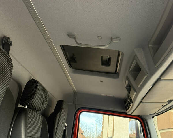 Червоний Мерседес Атего, об'ємом двигуна 0 л та пробігом 135 тис. км за 25500 $, фото 31 на Automoto.ua