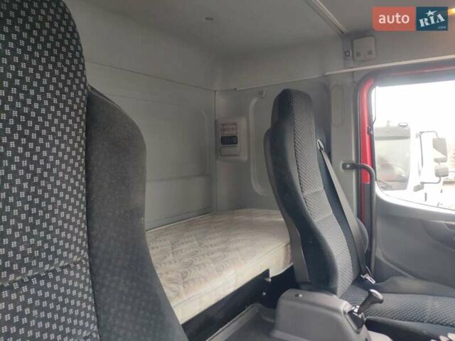 Красный Мерседес Атего, объемом двигателя 6.4 л и пробегом 461 тыс. км за 41500 $, фото 14 на Automoto.ua