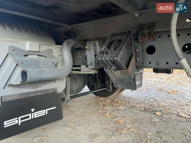Мерседес Атего 2013 у Бучаче на Automoto.ua Червоний Мерседес Атего, об'ємом двигуна 0 л та пробігом 224 тис. км за 27500 $, фото 50 на Automoto.ua