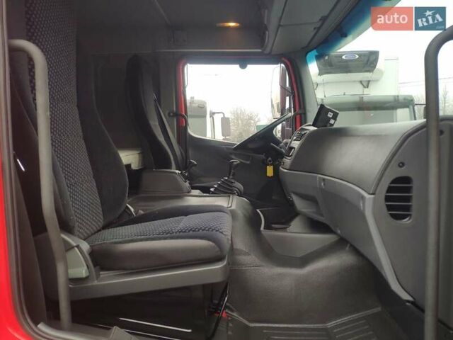 Красный Мерседес Атего, объемом двигателя 6.4 л и пробегом 461 тыс. км за 41500 $, фото 13 на Automoto.ua