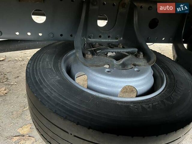 Мерседес Атего 2013 у Бучаче на Automoto.ua Червоний Мерседес Атего, об'ємом двигуна 0 л та пробігом 224 тис. км за 27500 $, фото 42 на Automoto.ua