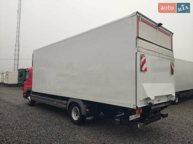 Красный Мерседес Атего, объемом двигателя 6.4 л и пробегом 461 тыс. км за 41500 $, фото 3 на Automoto.ua